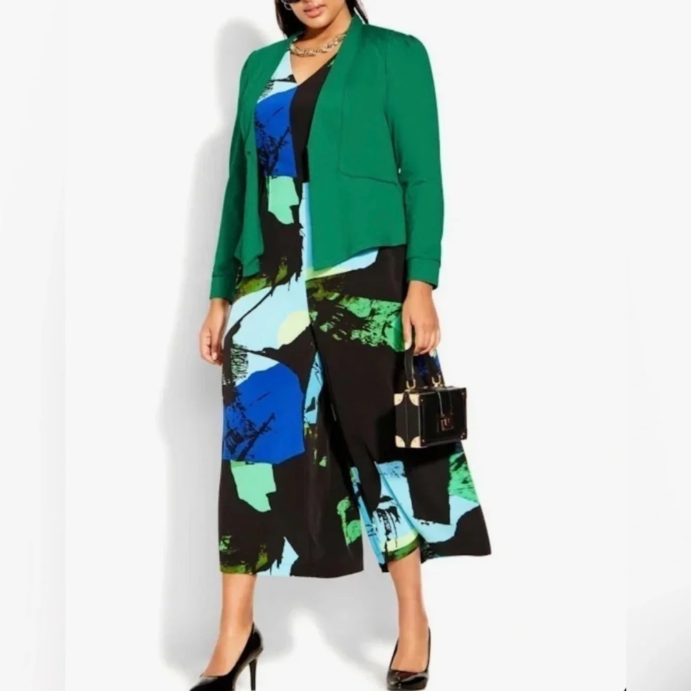 City Chic Women's Plus Size Piping
Praise Jacket​​​​​​​​​​ - Picture 4 of 5